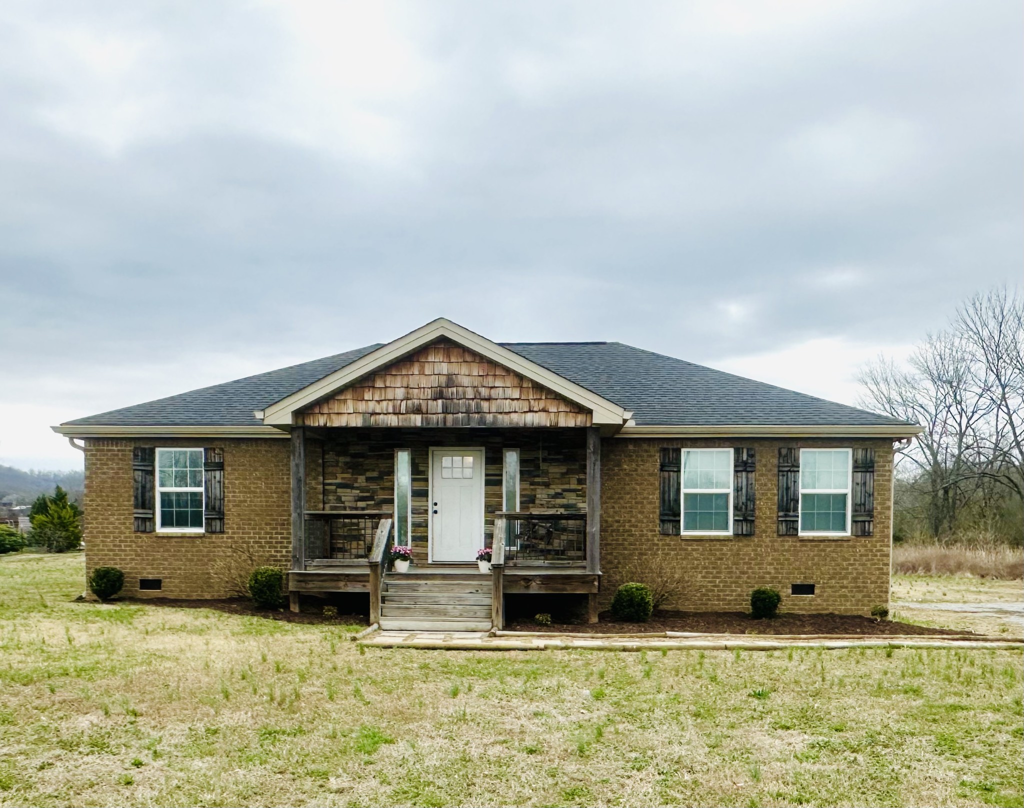 150 E Harris Road Bethpage TN 37022