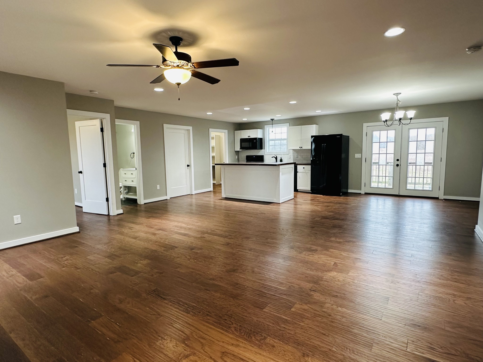 150 E Harris Road Bethpage TN 37022