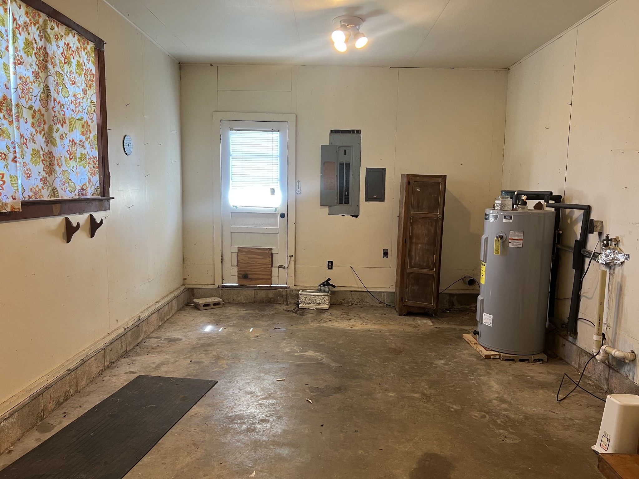 3426 Old Rock Island Road Rock Island TN 38581