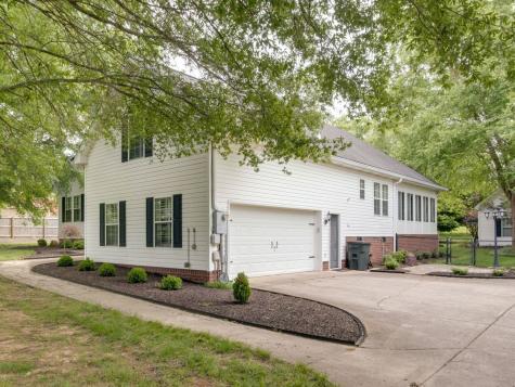 2999 Cages Bend Road Gallatin TN 37066