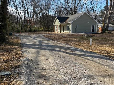 1101 E Lauderdale Street Tullahoma TN 37388