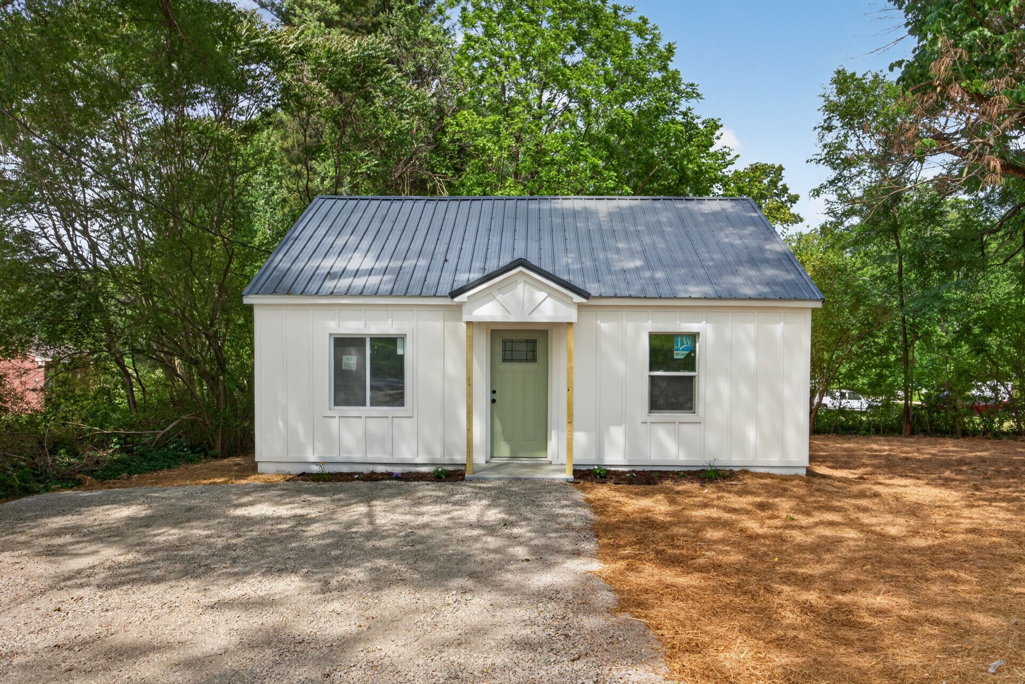 408 3rd Ave, N Baxter TN 38544