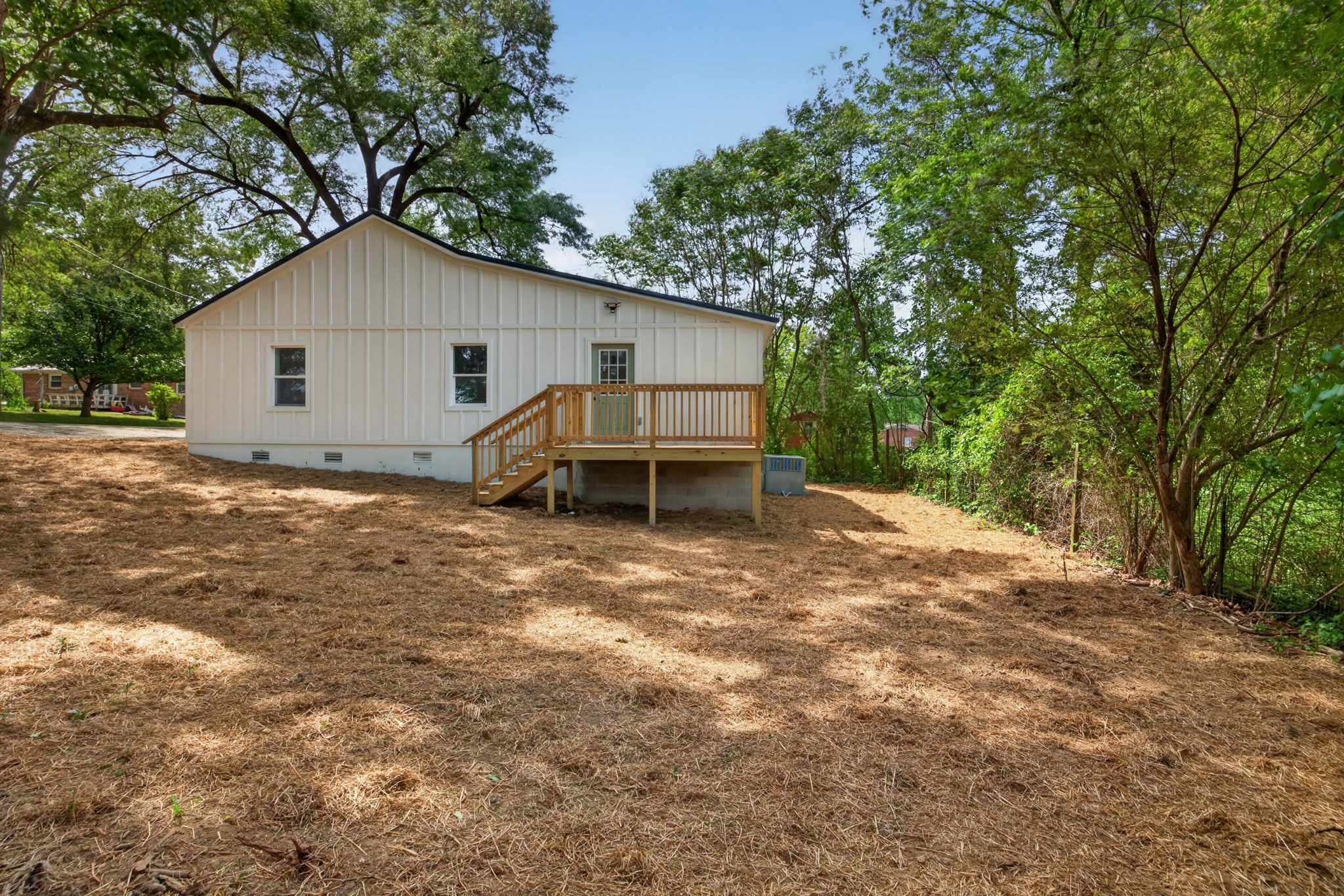 408 3rd Ave, N Baxter TN 38544
