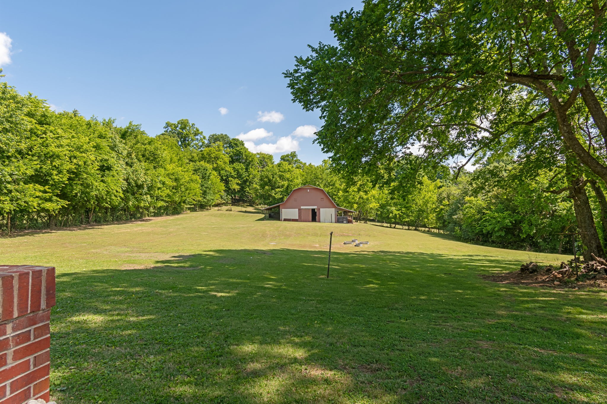 1979 Buck Daniels Road Culleoka TN 38451