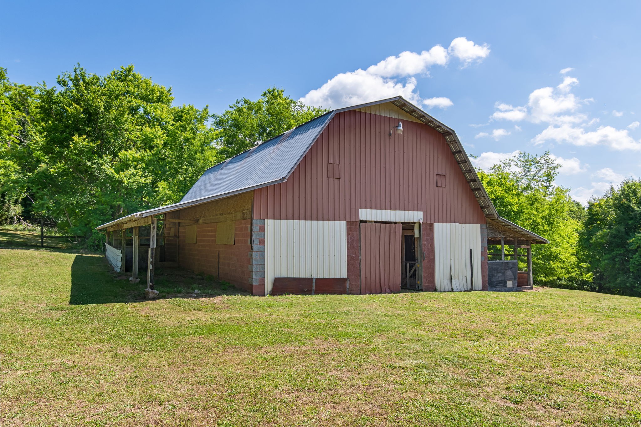 1979 Buck Daniels Road Culleoka TN 38451
