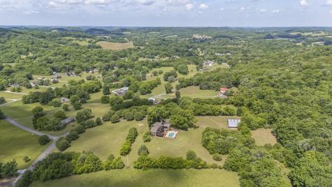 1979 Buck Daniels Road Culleoka TN 38451