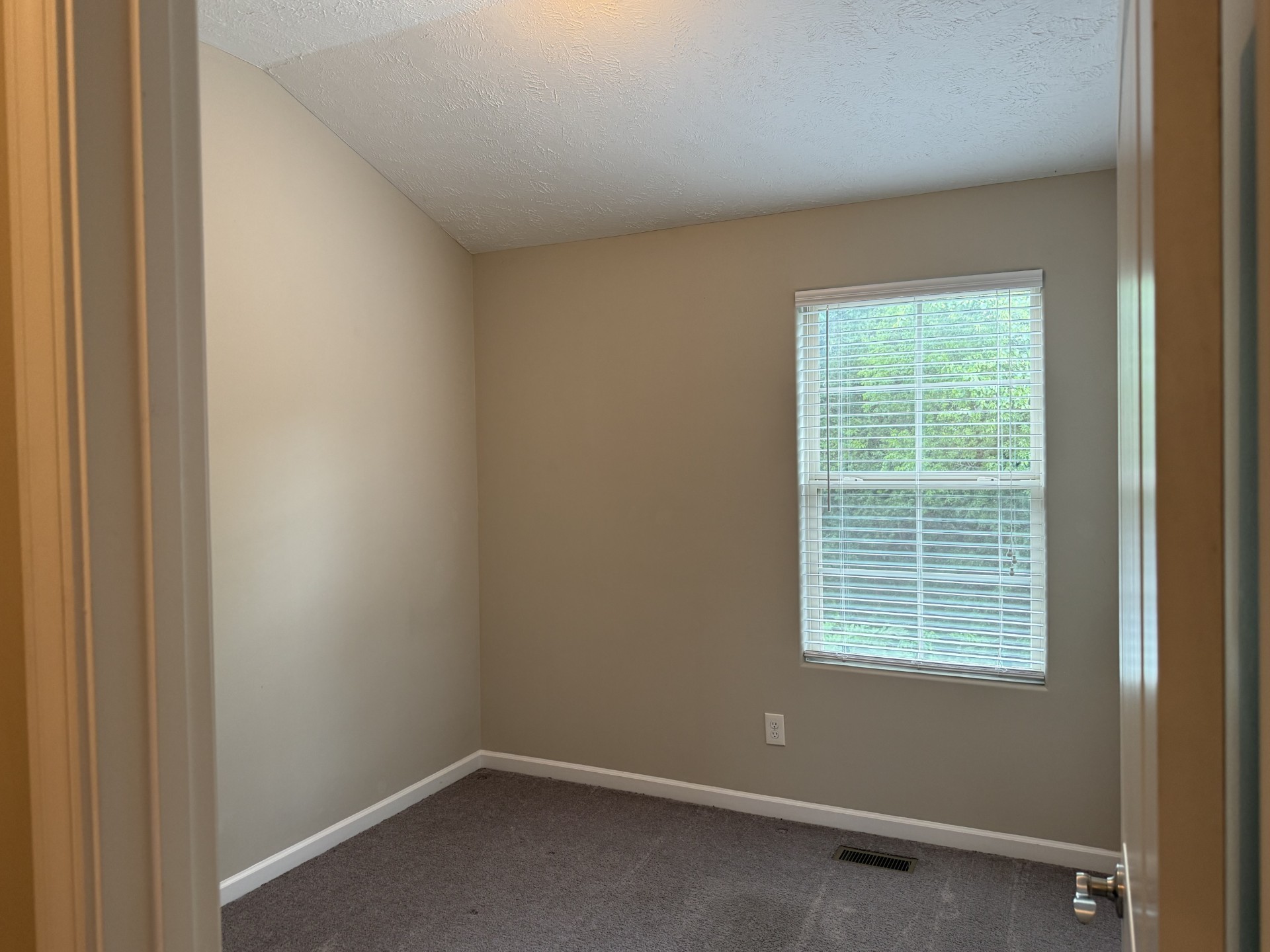 5322 Tony Lama Lane Murfreesboro TN 37128