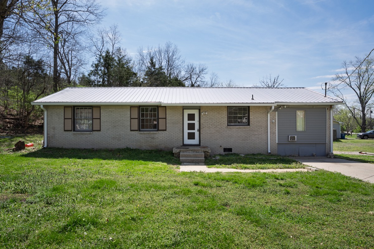104 Hilltop Drive Hendersonville TN 37075