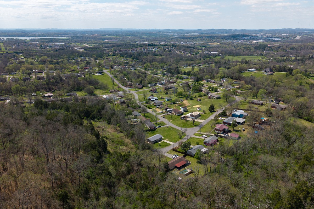 104 Hilltop Drive Hendersonville TN 37075