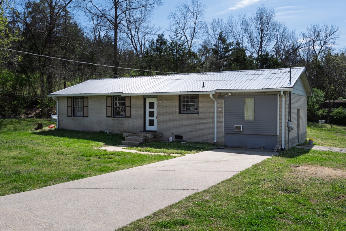 104 Hilltop Drive Hendersonville TN 37075