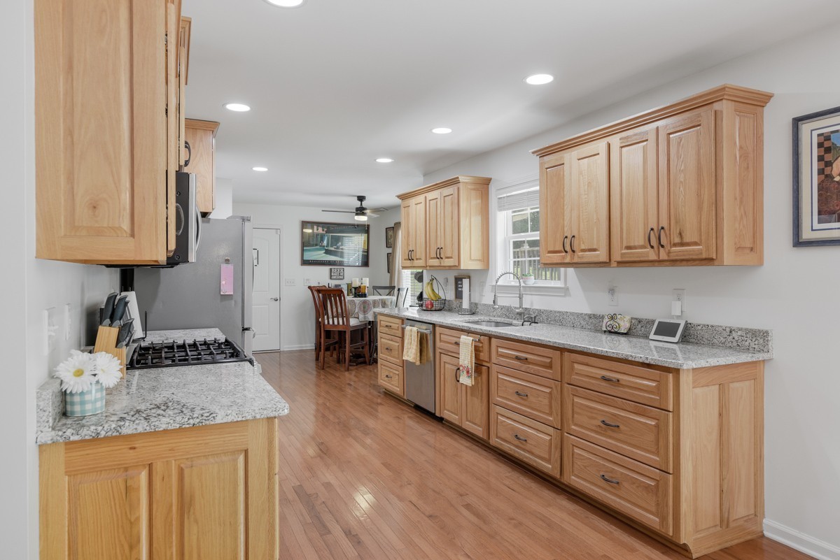 1555 Heller Ridge Spring Hill TN 37174
