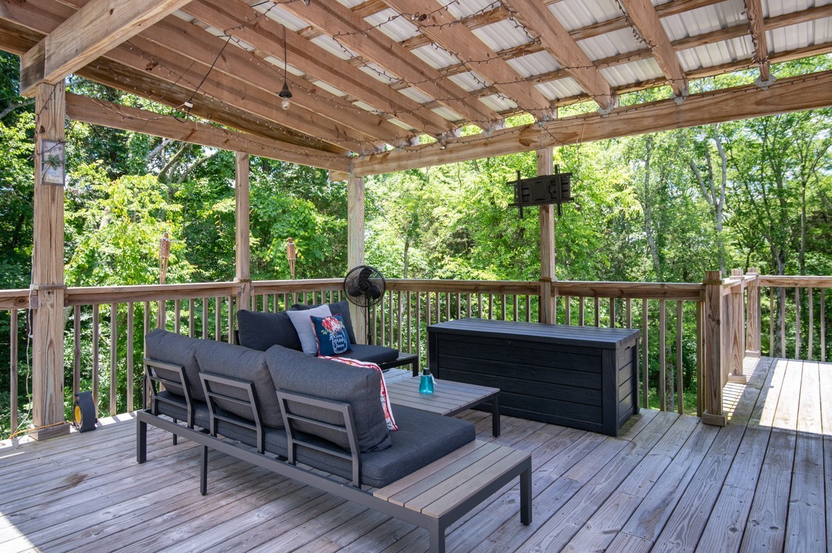 1555 Heller Ridge Spring Hill TN 37174