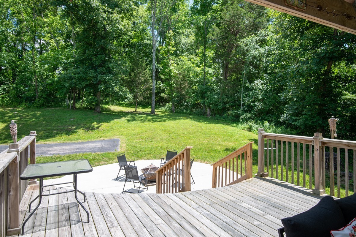1555 Heller Ridge Spring Hill TN 37174