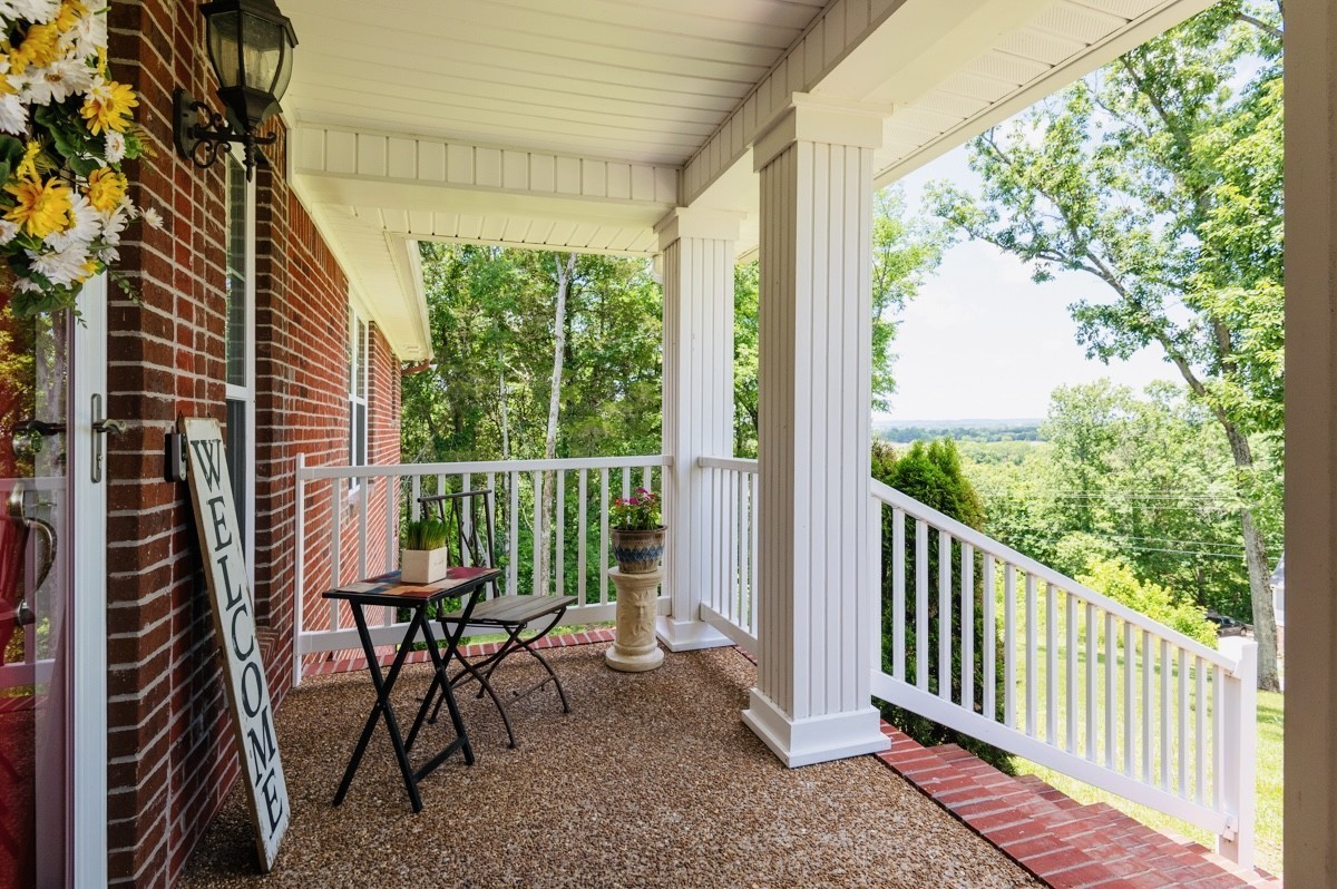 1555 Heller Ridge Spring Hill TN 37174