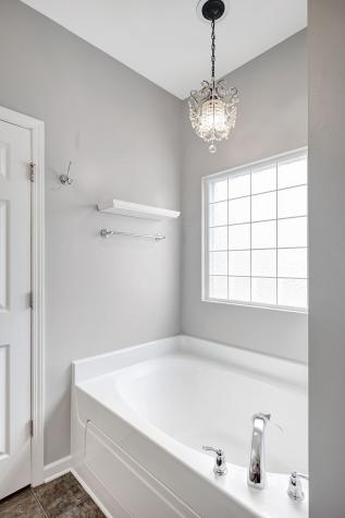 4047 Locerbie Circle Spring Hill TN 37174
