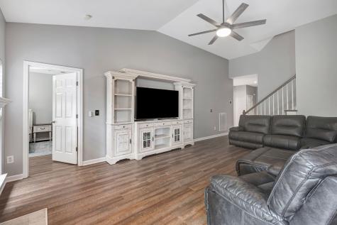 4047 Locerbie Circle Spring Hill TN 37174