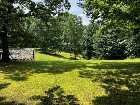 25 W Adkins Lane Lawrenceburg TN 38464