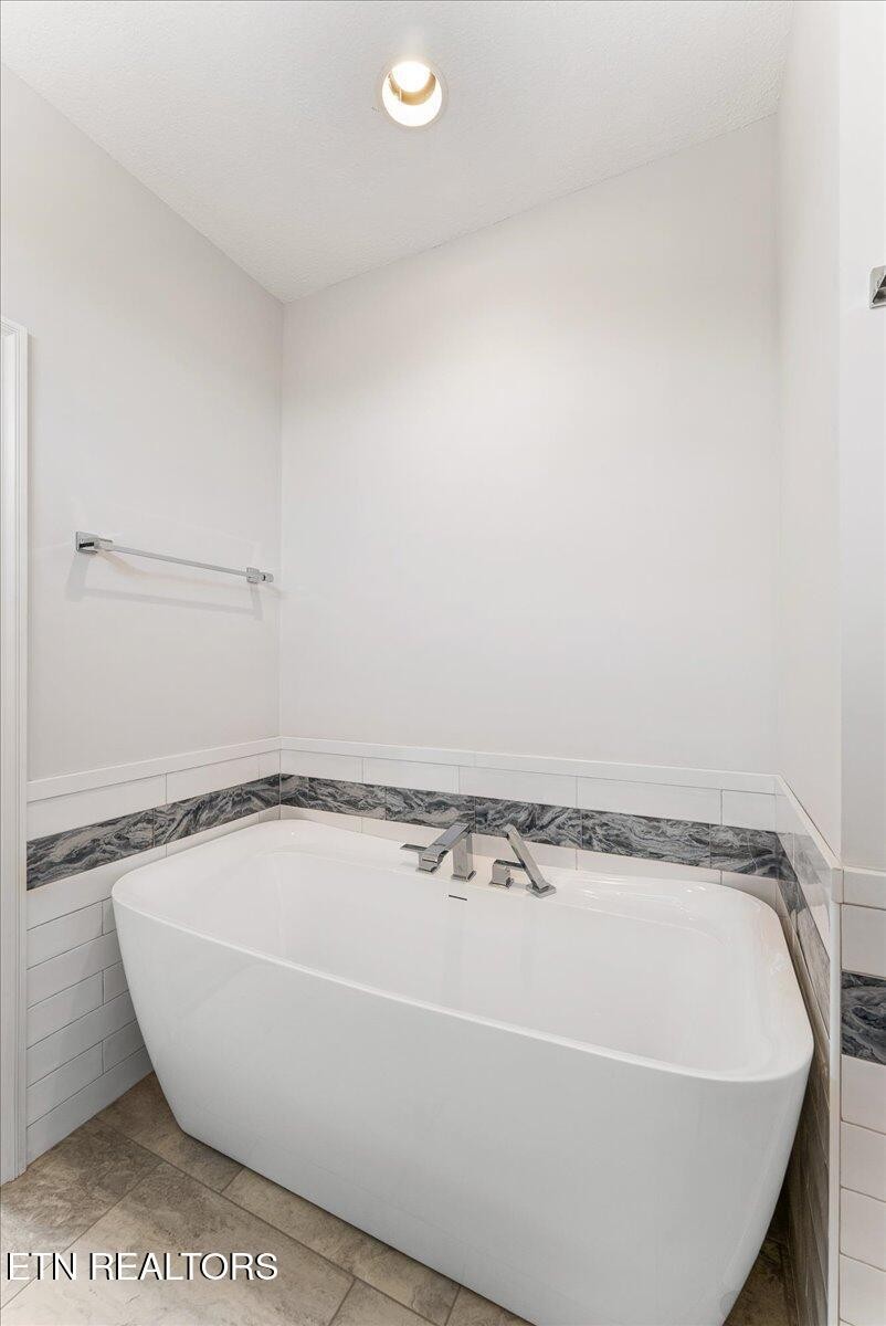 154 Saloli Way Loudon TN 37774