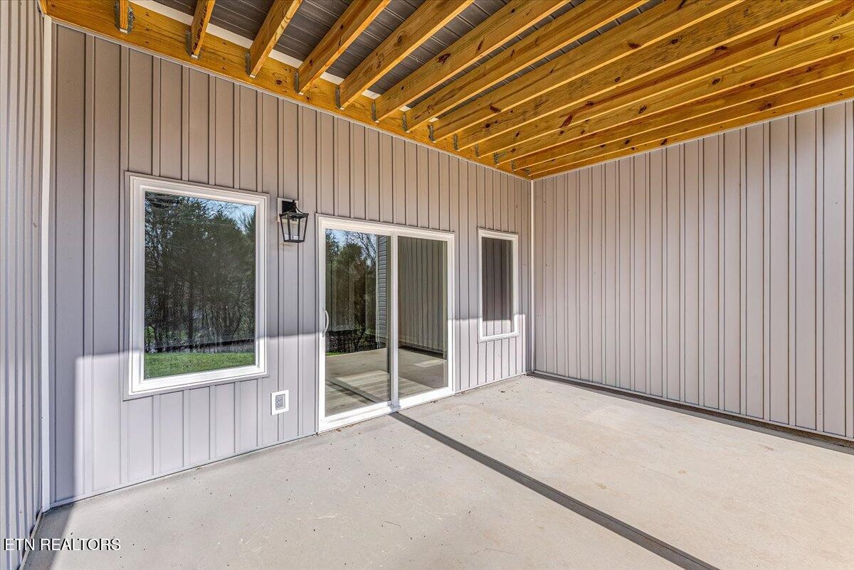 154 Saloli Way Loudon TN 37774