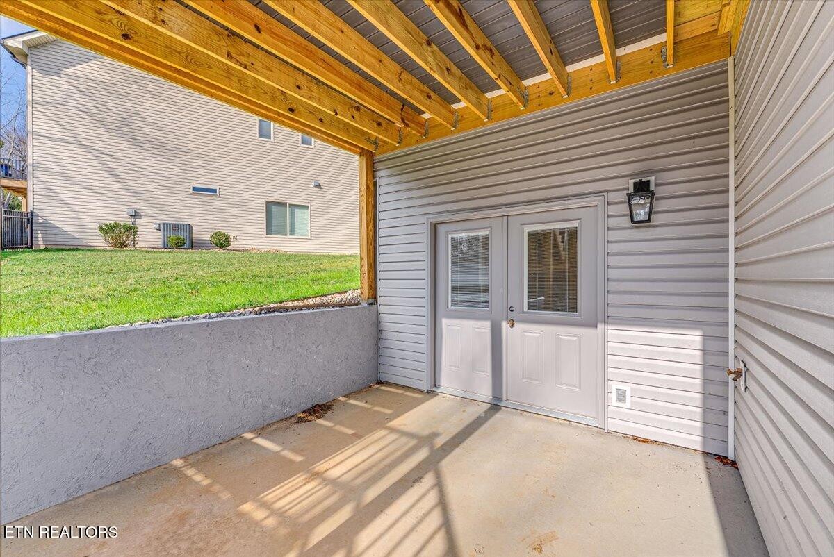 154 Saloli Way Loudon TN 37774