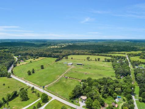 2620 Highway 48, S Dickson TN 37055