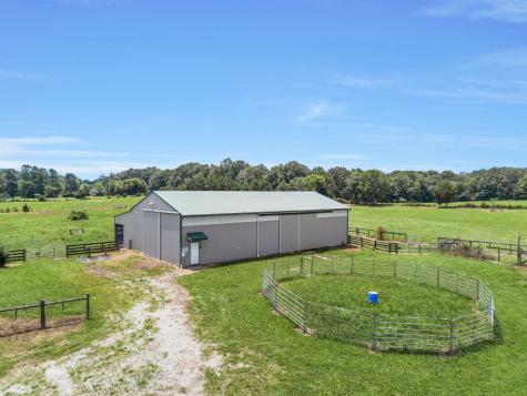 2620 Highway 48, S Dickson TN 37055
