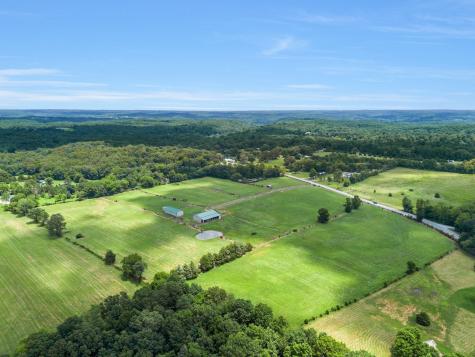 2620 Highway 48, S Dickson TN 37055