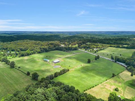 2620 Highway 48, S Dickson TN 37055