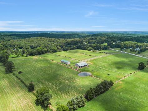 2620 Highway 48, S Dickson TN 37055
