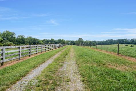 2620 Highway 48, S Dickson TN 37055