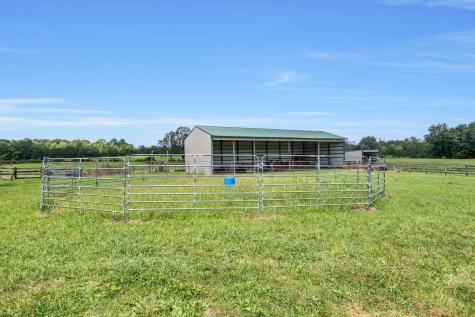 2620 Highway 48, S Dickson TN 37055