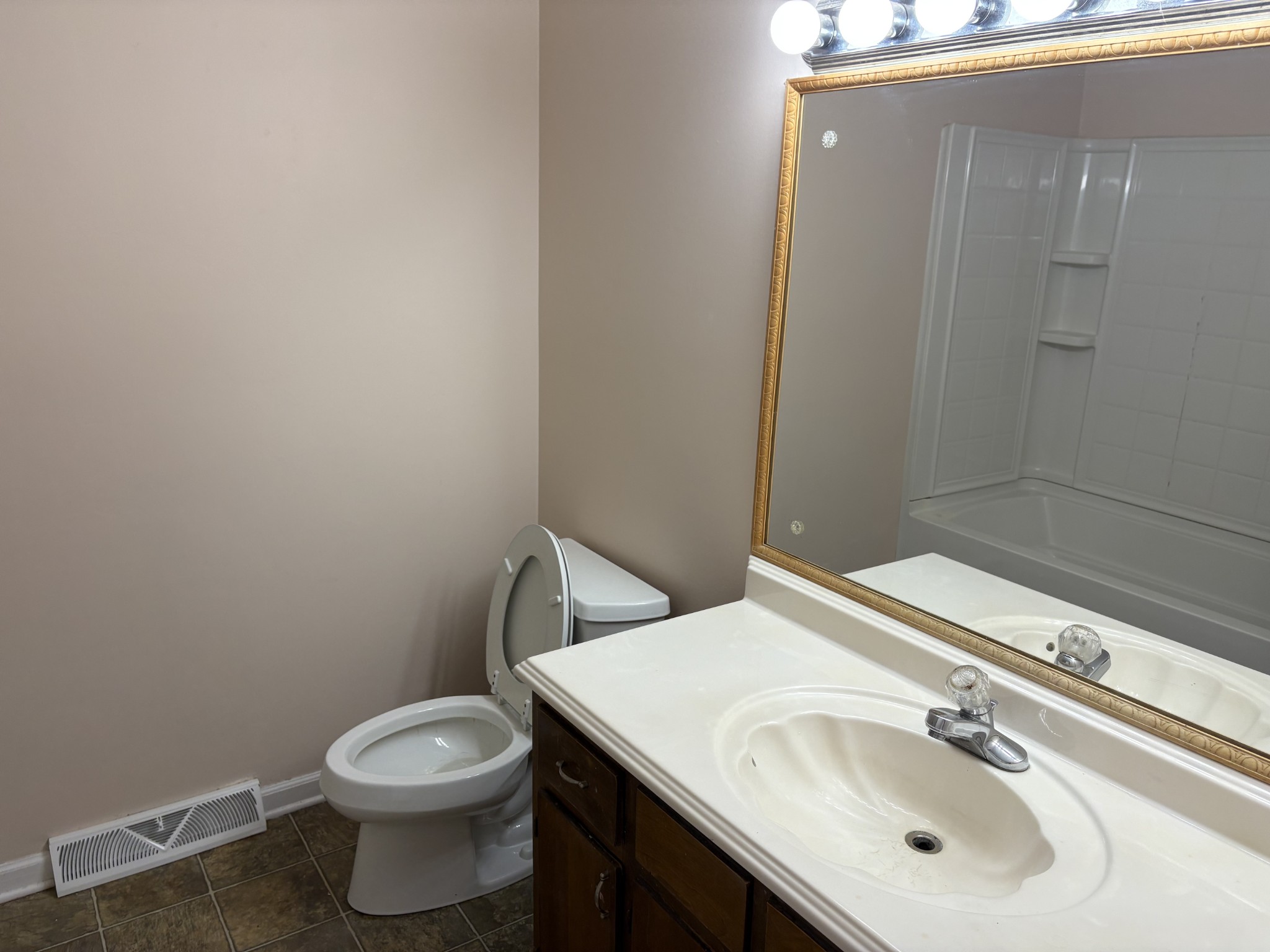 812 Maple Crest Drive Lebanon TN 37090