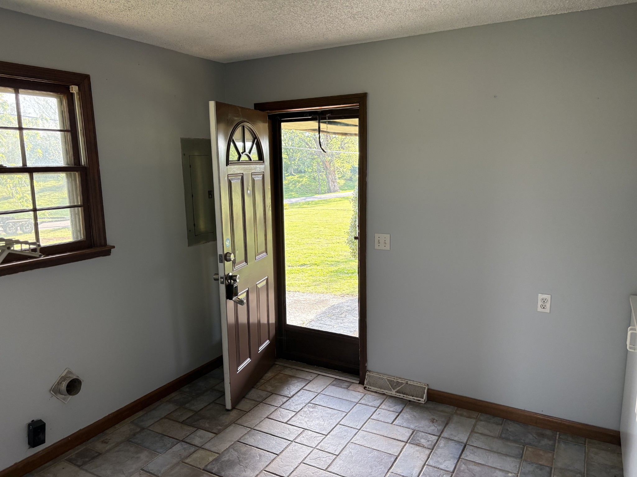 812 Maple Crest Drive Lebanon TN 37090