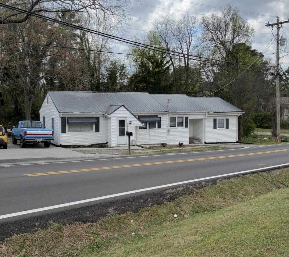 3001 Henderson Avenue, NW Cleveland TN 37312