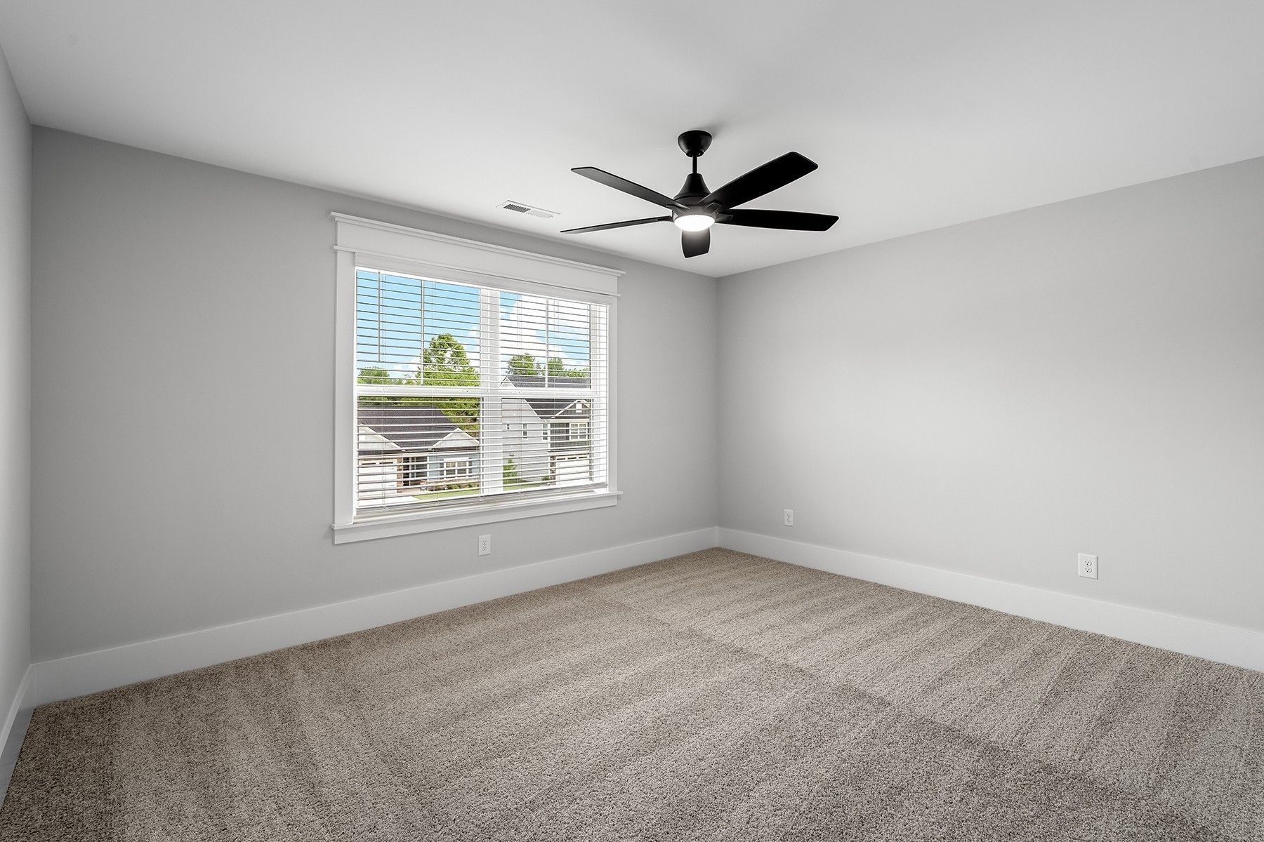 608 Silver Trace White House TN 37188