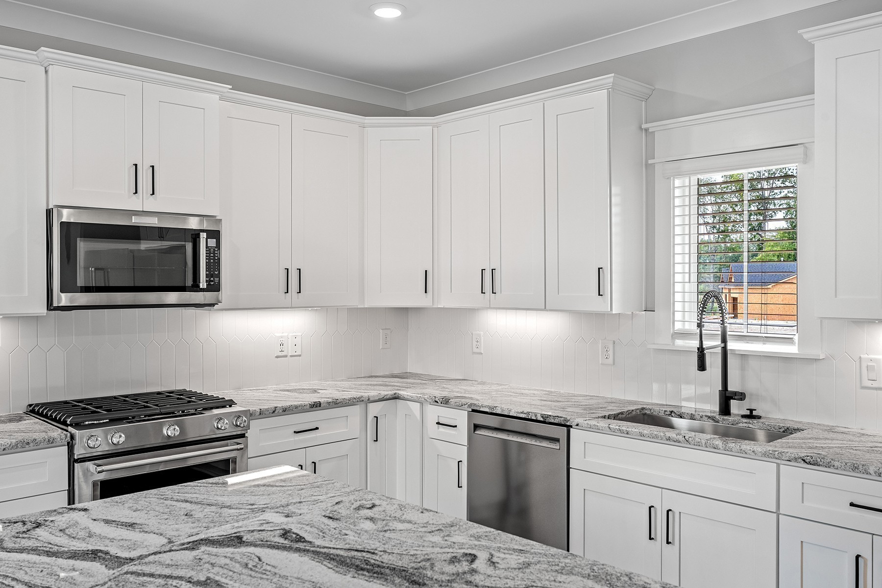 608 Silver Trace White House TN 37188