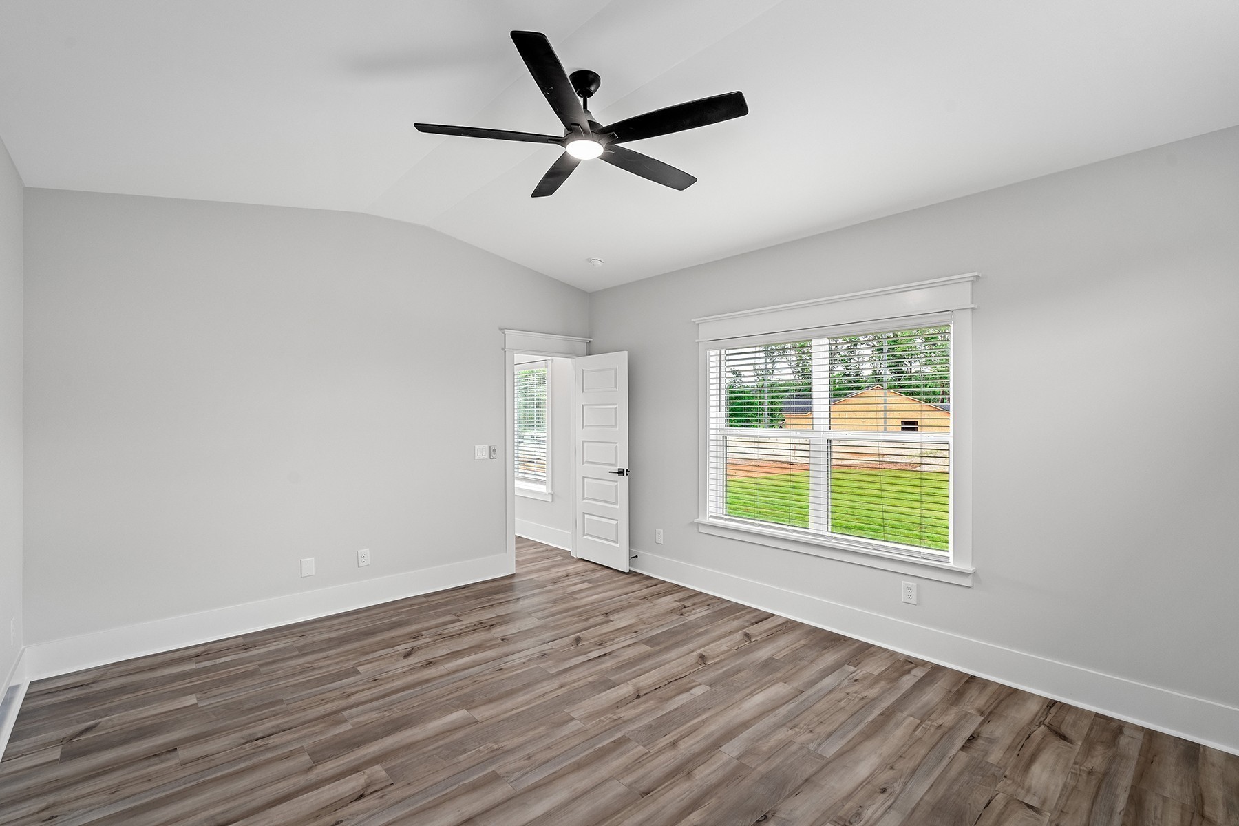608 Silver Trace White House TN 37188