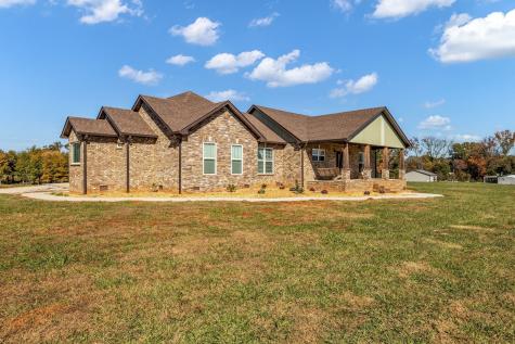 1645 Oak Grove Road Decherd TN 37324