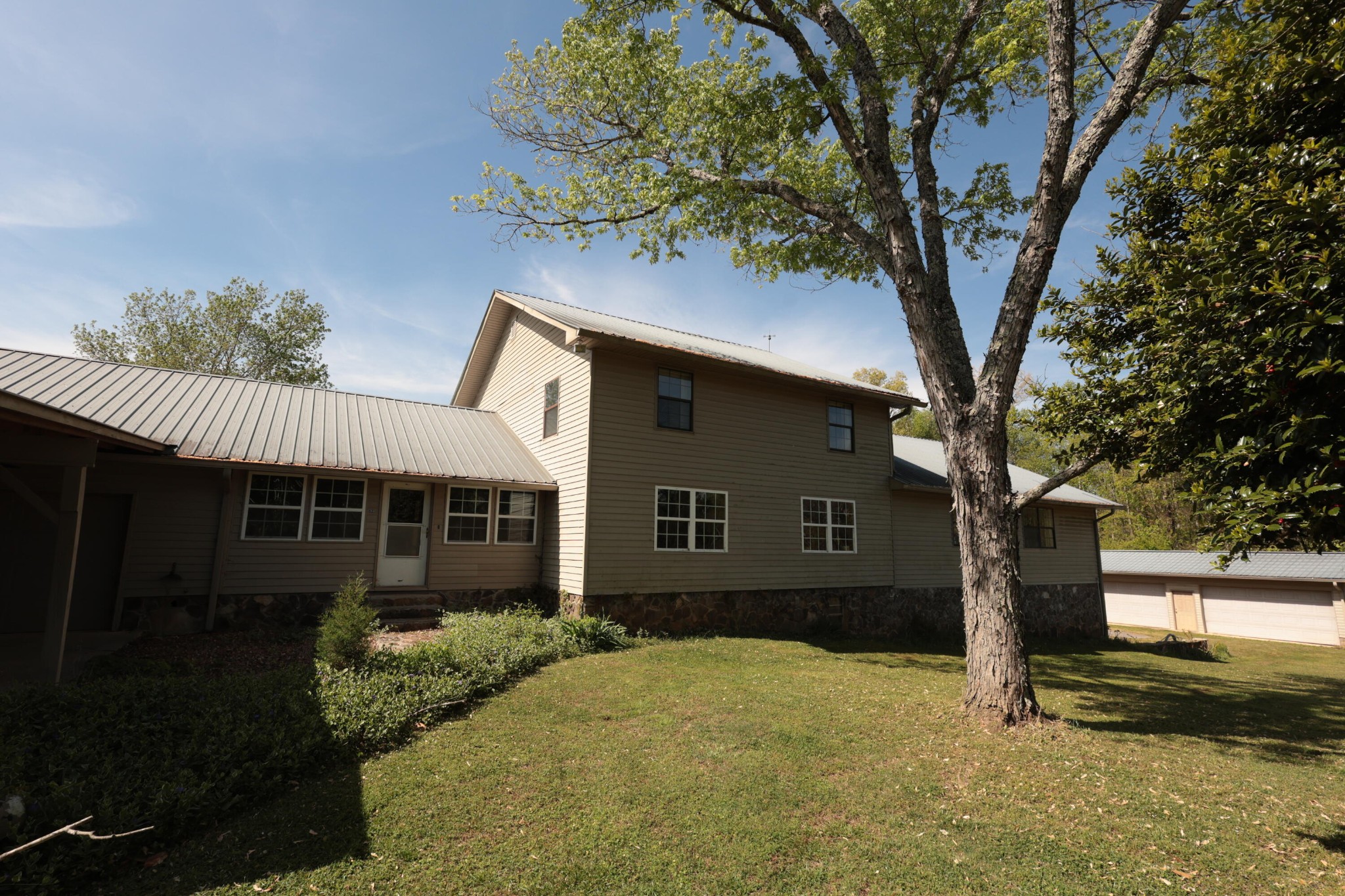 260 Howard Huttsell Lane Spring City TN 37381