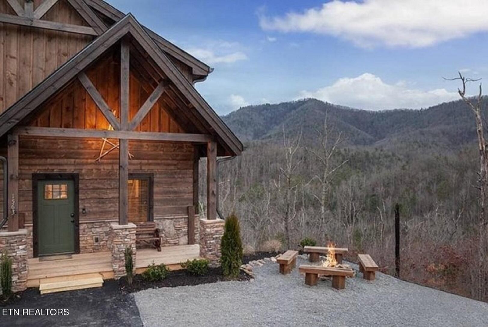 1563 Mountain Dreams Way Sevierville TN 37862