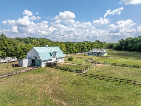 2290 Osburn Road Arrington TN 37014