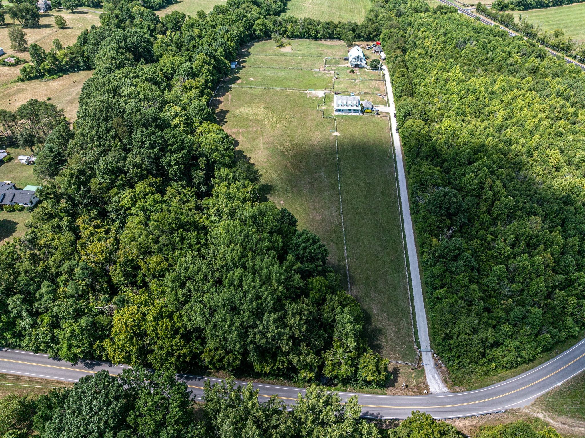 2290 Osburn Road Arrington TN 37014