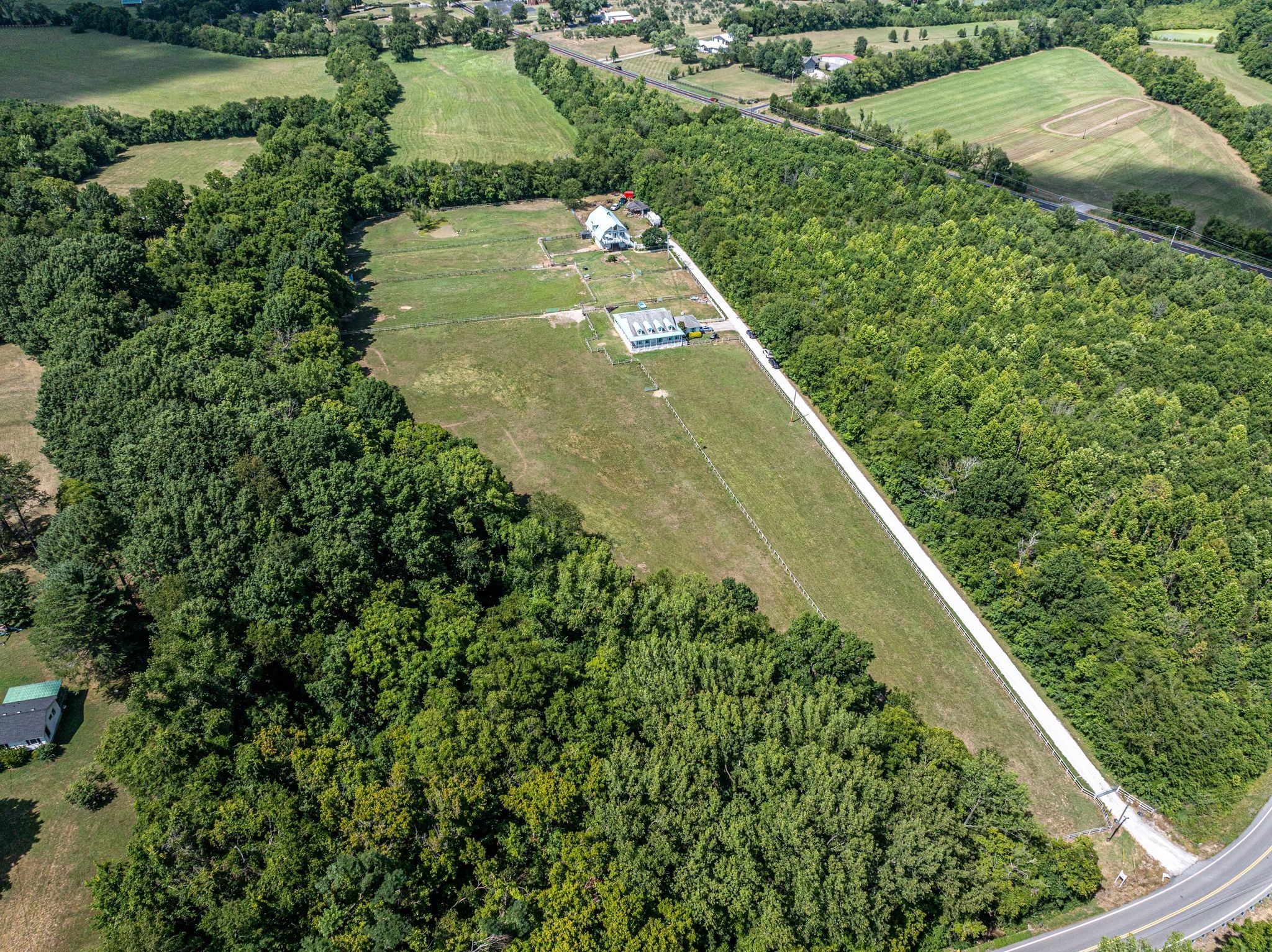 2290 Osburn Road Arrington TN 37014