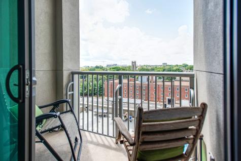 900 20th Ave, S Nashville TN 37212