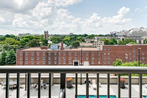 900 20th Ave, S Nashville TN 37212