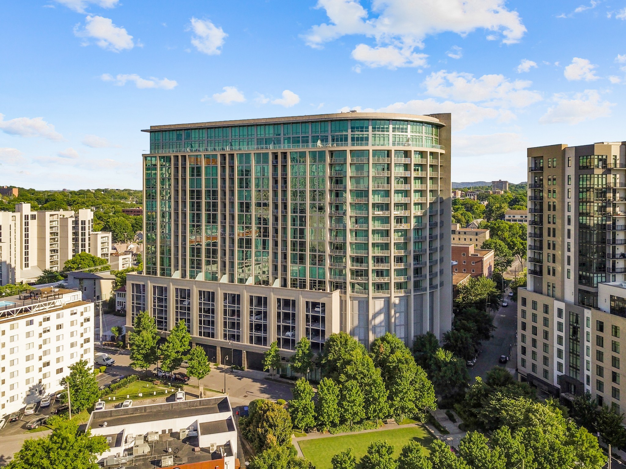 900 20th Ave, S Nashville TN 37212