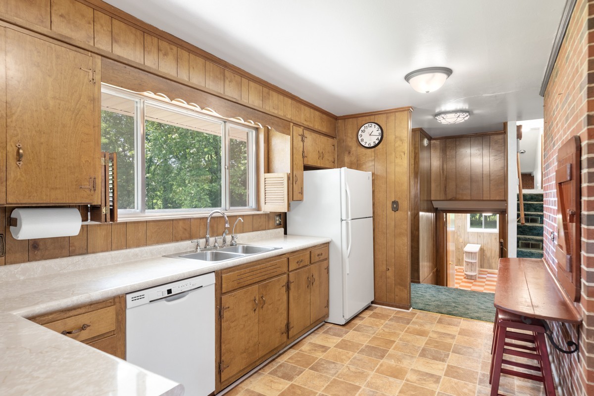 1386 Long Hollow Pike Gallatin TN 37066