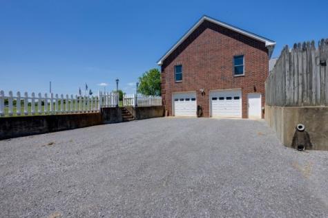 1224 Stop 30 Road Hendersonville TN 37075
