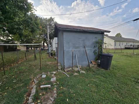 372 Melrose Street Mc Ewen TN 37101