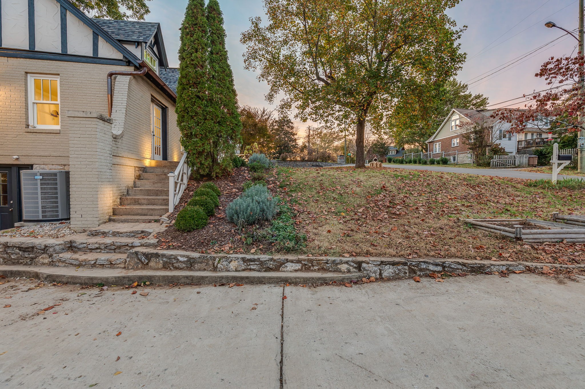 1121 Glenwood Avenue Nashville TN 37204